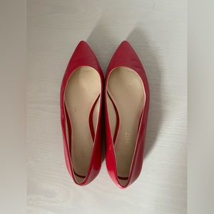 Nine West Red Pointed Flats. Size 6.